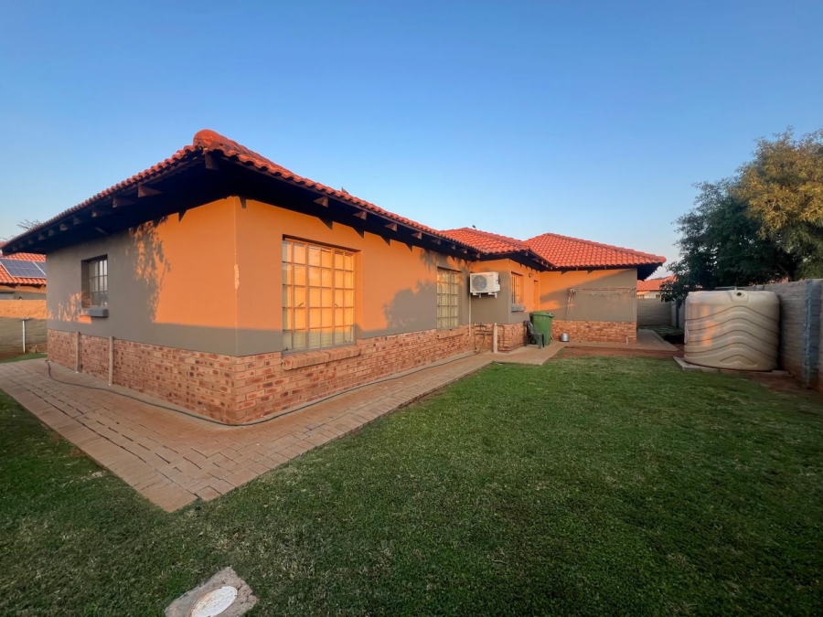 3 Bedroom Property for Sale in Waterkloof North West
